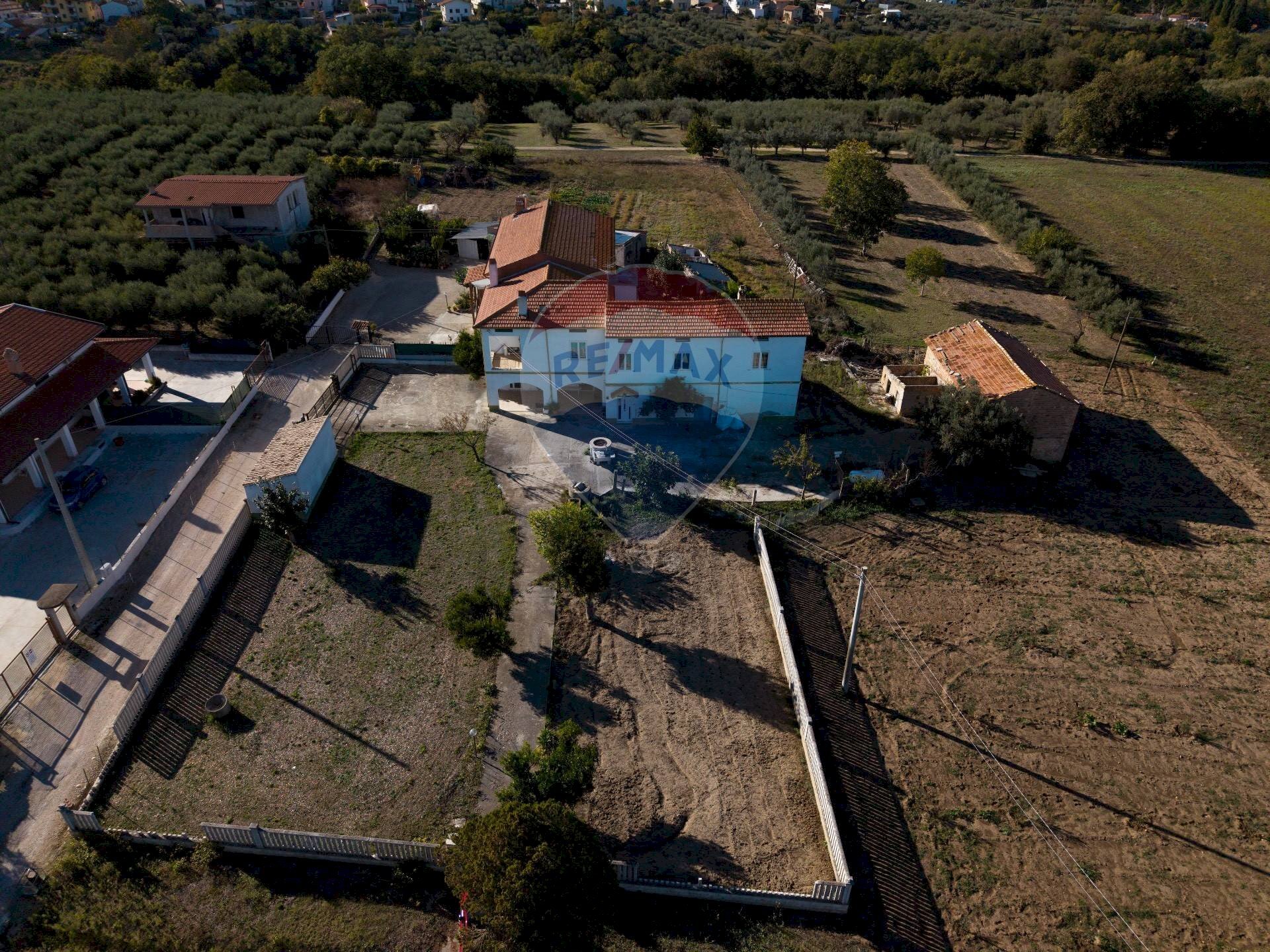 Posizione della mappa - Casa semi indipendente Strada Provinciale per Rocca San Giovanni
 
81, Fossacesia - foto 1