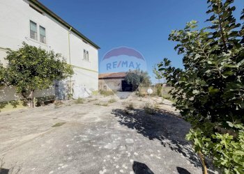 Casa all\'aperto - Casa semi indipendente Strada Provinciale per Rocca San Giovanni
 
81, Fossacesia - foto 43