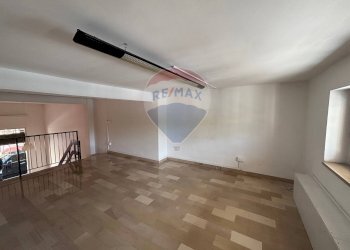 Stanza vuota - Locale Commerciale Via Mario Bianco
 
6, Lanciano - foto 13