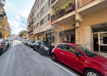 Edificio all\'aperto - Locale Commerciale Via Mario Bianco
 
6, Lanciano - foto 20