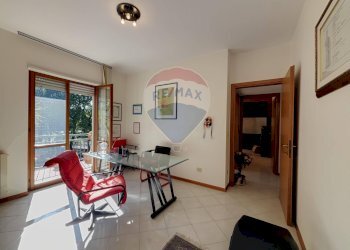 Sala da pranzo - Appartamento Via Martiri VI Ottobre
 
81/A, Lanciano - foto 33