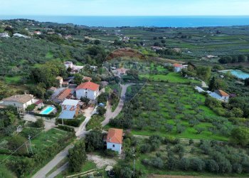 Vista delle montagne - Casa indipendente Via Casone
 
48, Fossacesia - foto 4