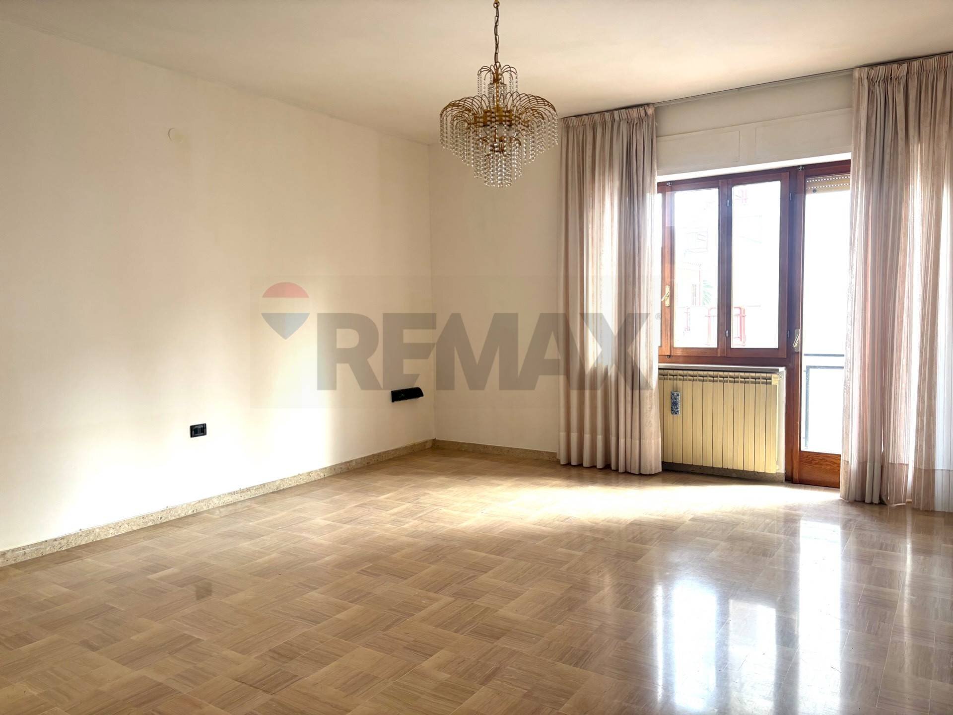 Stanza vuota - Quadrilocale Viale Marconi
 
19, Lanciano - foto 1