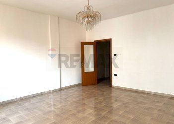 Stanza vuota - Quadrilocale Viale Marconi
 
19, Lanciano - foto 3