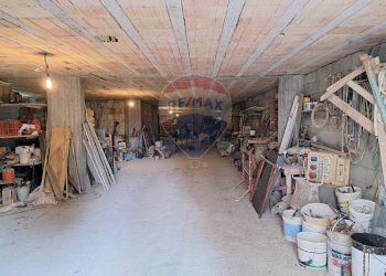 Parcheggio - Magazzino Martiri Della Violenza
 
14, Vasto - foto 5