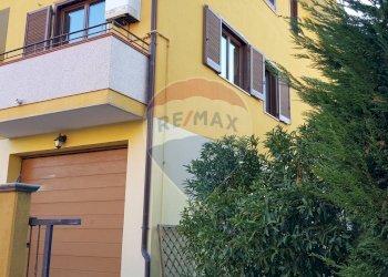 Edificio all\'aperto - Villa a Schiera Via Antonella D'Aquino
 
51, Francavilla al Mare - foto 3