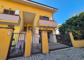 Casa all\'aperto - Villa a Schiera Via Antonella D'Aquino
 
51, Francavilla al Mare - foto 4