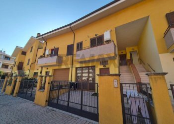 Edificio all\'aperto - Villa a Schiera Via Antonella D'Aquino
 
51, Francavilla al Mare - foto 10