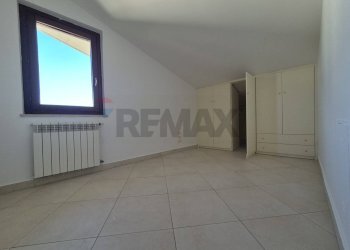 Stanza vuota - Villa a Schiera Via Antonella D'Aquino
 
51, Francavilla al Mare - foto 39