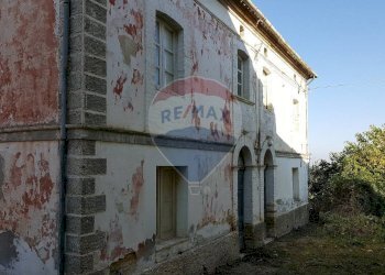 Edificio all\'aperto - Rustico Via Turri
 
39, Ari - foto 2