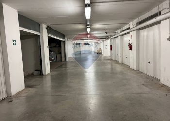 Parcheggio - Quadrilocale Lanciano - foto 19