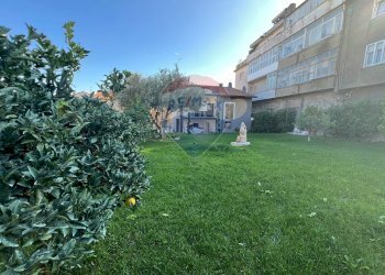 Giardino - Casa indipendente C.da Villa Stanazzo
 
143, Lanciano - foto 7