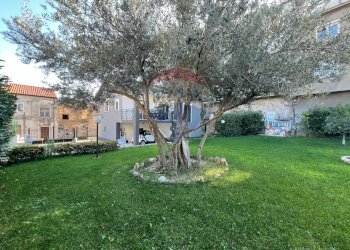 Giardino - Casa indipendente C.da Villa Stanazzo
 
143, Lanciano - foto 10