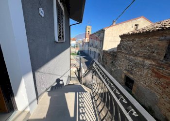 Balcone - Casa indipendente C.da Villa Stanazzo
 
143, Lanciano - foto 12