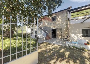 Casa all\'aperto - Rustico Via Mandrelli, Fossacesia - foto 5