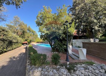 Piscina - Casa indipendente Via San Giorgio
 
63, Treglio - foto 62