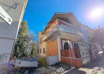 Casa all\'aperto - Casa indipendente Via Giuseppe di Tullio, Filetto - foto 2