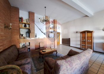 Soggiorno - Casa indipendente Via Giuseppe di Tullio, Filetto - foto 101