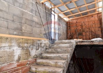 Scale - Negozio via Vincenzo Bellini
 
70, Giarre - foto 17