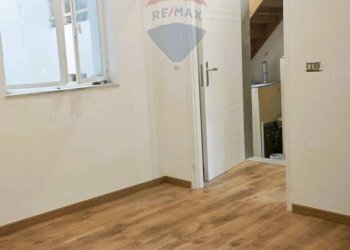 camera 2 p - Trilocale via Impallomeni
 
21, Paterno - foto 6