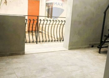 Terrazza 2 p - Trilocale via Impallomeni
 
21, Paterno - foto 15