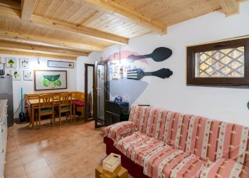 Sala da pranzo - Baita Via Monte Po
 
75, Pedara - foto 16