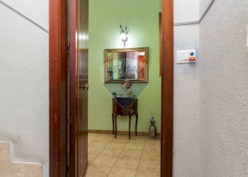 Hall / corridoio - Trilocale via del Frantoio
 
13, Catania - foto 8