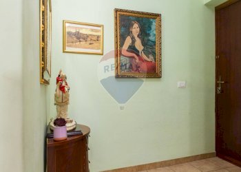 Hall / corridoio - Trilocale via del Frantoio
 
13, Catania - foto 10