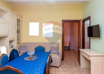 Sala da pranzo - Trilocale via del Frantoio
 
13, Catania - foto 13