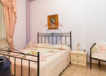 Camera / camera da letto - Trilocale via del Frantoio
 
13, Catania - foto 19