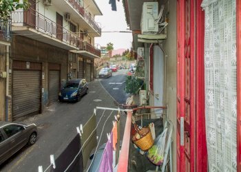 Balcone - Trilocale via del Frantoio
 
13, Catania - foto 23