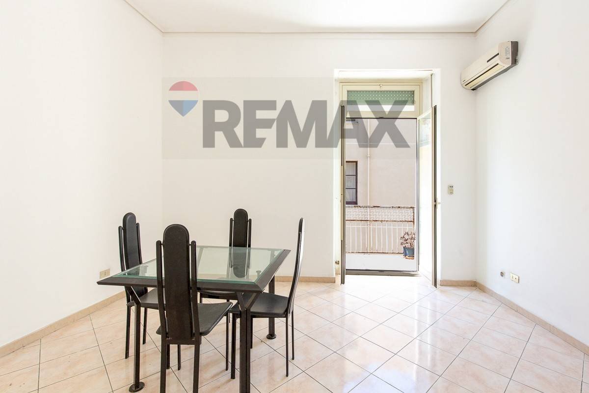 Sala da pranzo - Trilocale VIA FEDERICO CICCAGLIONE
 
68, Catania - foto 1