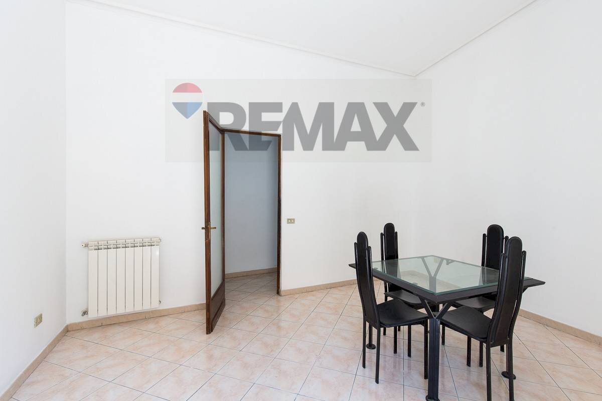 Sala da pranzo - Trilocale VIA FEDERICO CICCAGLIONE
68, Catania - foto 3