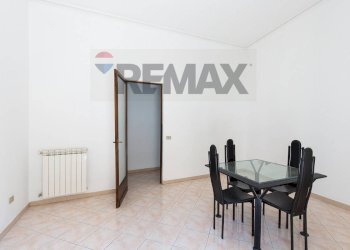 Sala da pranzo - Trilocale VIA FEDERICO CICCAGLIONE
 
68, Catania - foto 4