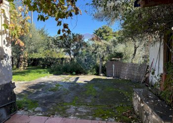 Giardino - Villa Contrada Castelluccio, Augusta - foto 6