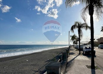 Vista dell\'acqua - Quadrilocale Via caminiti
 
3, Roccalumera - foto 7