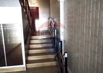 Ricezione / Lobby - Trilocale Via Giuseppe di Vittorio
 
51, Manfredonia - foto 7