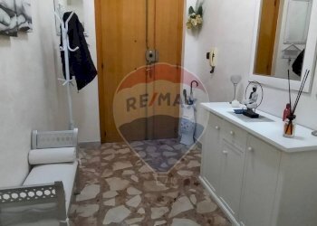 Hall / corridoio - Trilocale Via Giuseppe di Vittorio
 
51, Manfredonia - foto 9