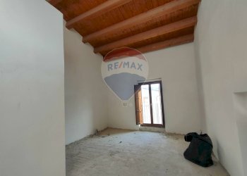 Stanza vuota - Rustico via XXV APRILE, Prata d'Ansidonia - foto 2