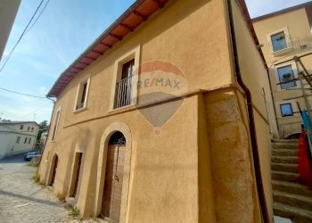 Casa all\'aperto - Rustico via XXV APRILE, Prata d'Ansidonia - foto 13