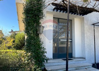 Casa all\'aperto - Casa indipendente Via Cristoforo Colombo
 
107, Pasian di Prato - foto 10