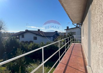 Balcone - Casa indipendente Via Cristoforo Colombo
 
107, Pasian di Prato - foto 25