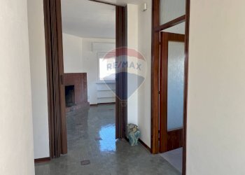 Hall / corridoio - Casa indipendente Via Cristoforo Colombo
 
107, Pasian di Prato - foto 30