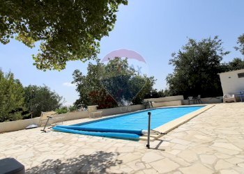 Piscina - Villa CONTRADA CONSERVATORE, Ragusa - foto 6