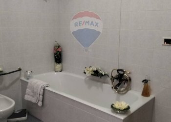 Bagno - Casa indipendente VIA VITTORIA
 
79, Santa Domenica Vittoria - foto 15