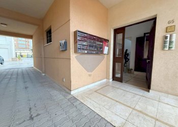 Ricezione / Lobby - Trilocale Via Salvatore Caruso
 
65, Erice - foto 5