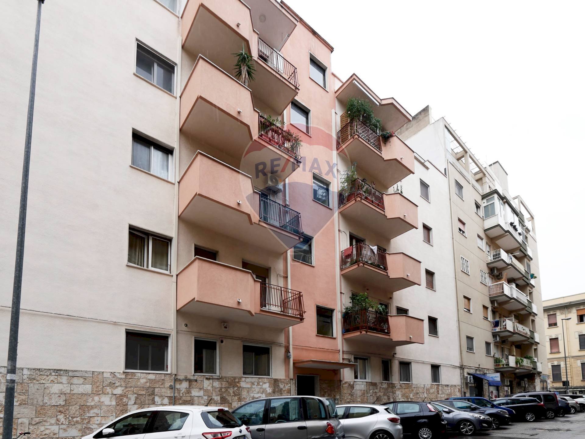 Edificio all\'aperto - Quadrilocale Via Angelico Tosti Cardarelli
 
7, Bari - foto 1