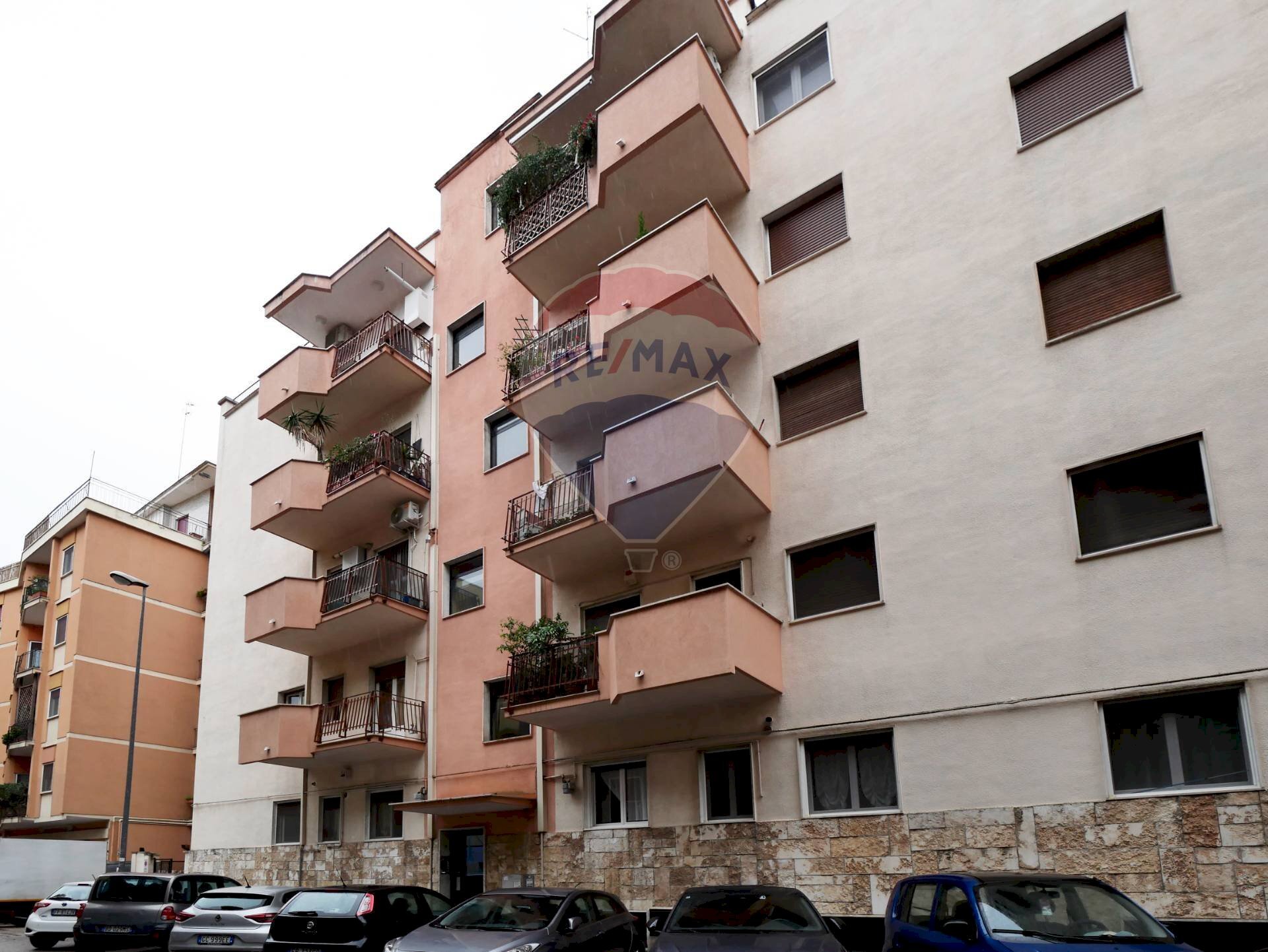Edificio all\'aperto - Quadrilocale Via Angelico Tosti Cardarelli
7, Bari - foto 2