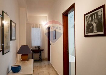 Hall / corridoio - Quadrilocale Via Angelico Tosti Cardarelli
 
7, Bari - foto 13