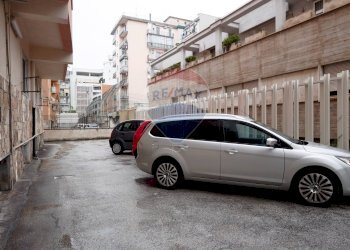 Edificio all\'aperto - Quadrilocale Via Angelico Tosti Cardarelli
 
7, Bari - foto 20